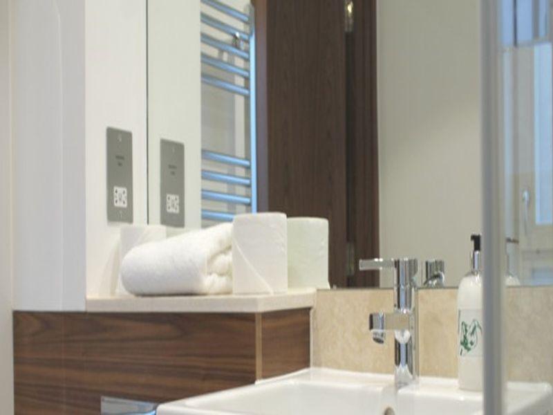 Shoreditch Square Serviced Apartments Лондон Экстерьер фото